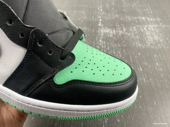 Cheap LUCY Glow Green High DZ5485-130 OG Air 1 Jordan 0521